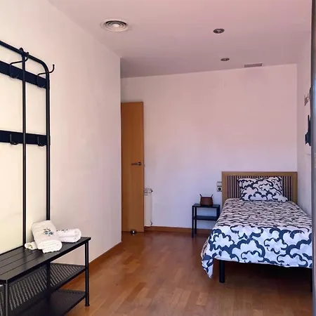 Hébergement de vacances Casa Neus, Casa Cerca De Barcelona Sant Feliu de Llobregat